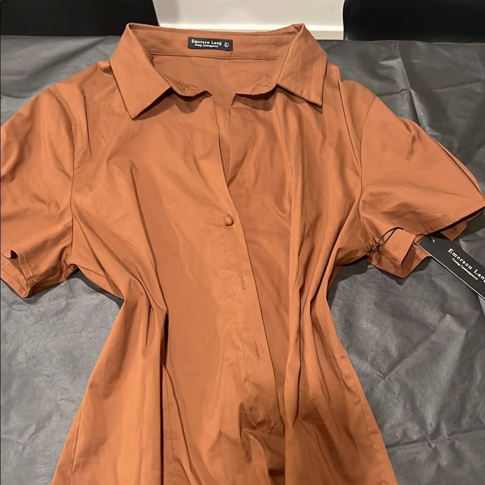 Women's Tan Blouse